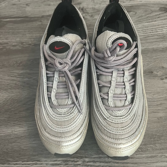 Nike “silver bullet” sneakers - Picture 2 of 5